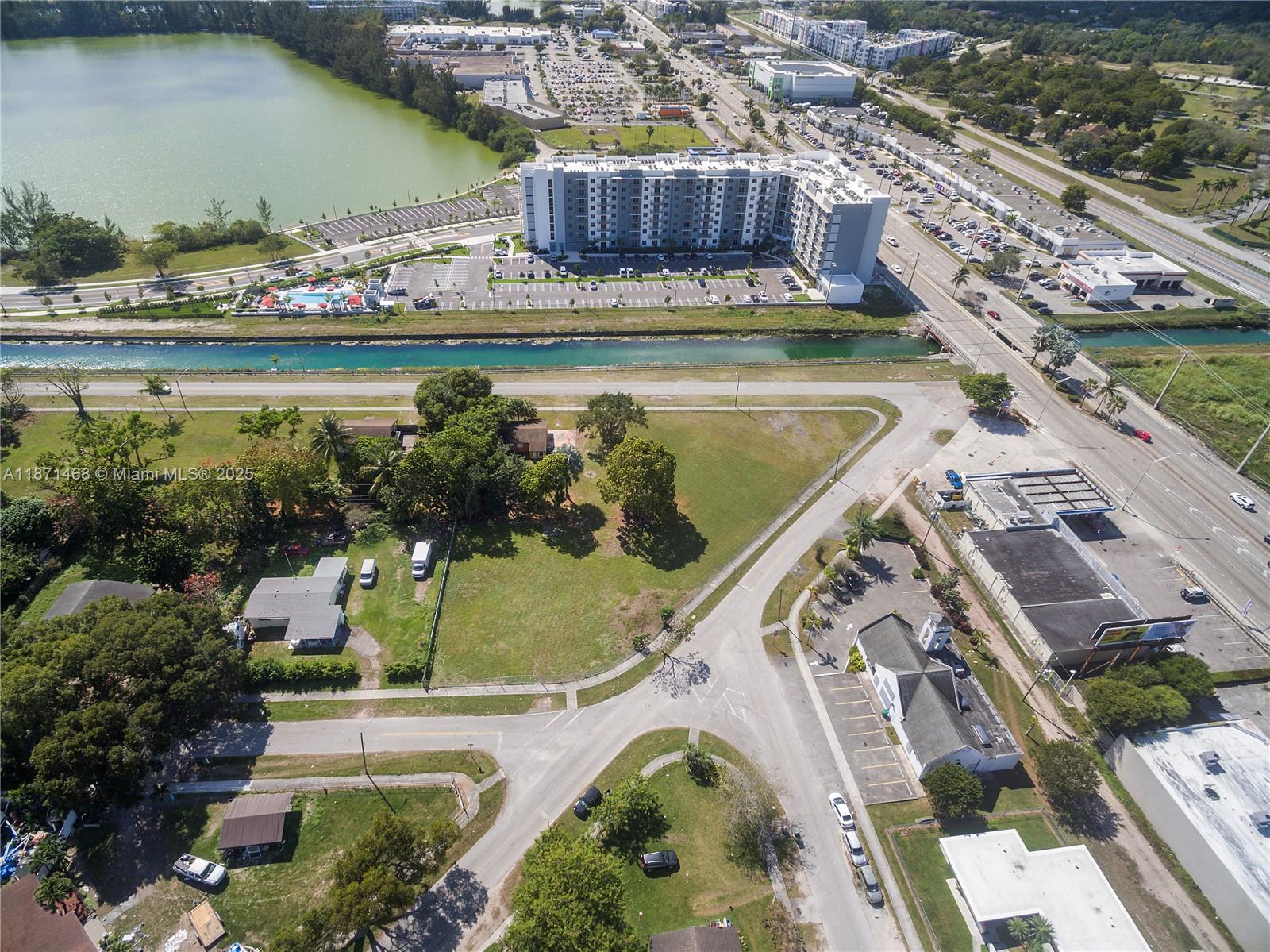 NARANJA PARK 2ND ADDN - Land