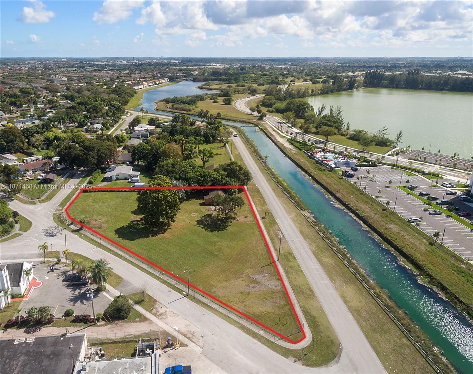 NARANJA PARK 2ND ADDN - Land