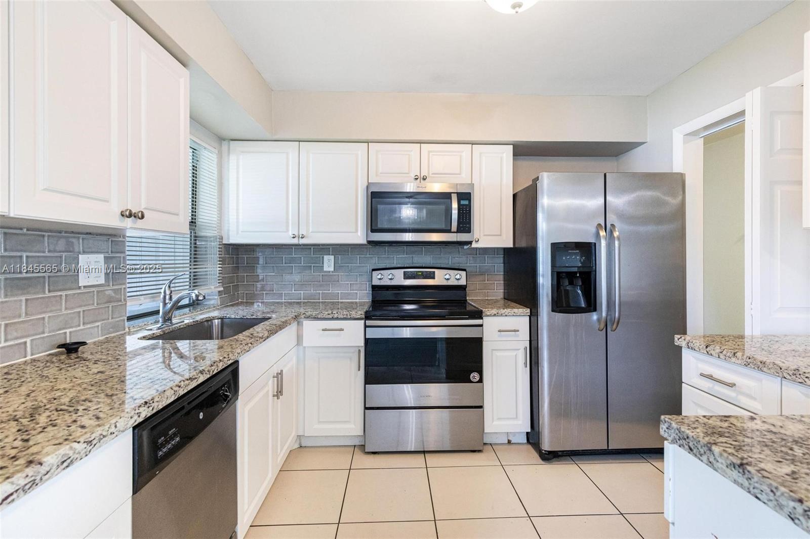 1483 NW 65th Ave, Margate, FL, 33063/$529,000 1 1483 NW 65th Ave