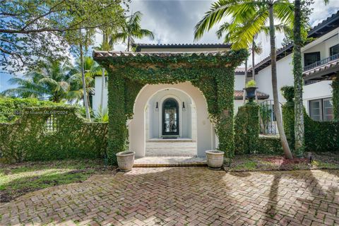 Single Family Residence in Miami FL 586 Sabal Palm Rd Rd 4.jpg