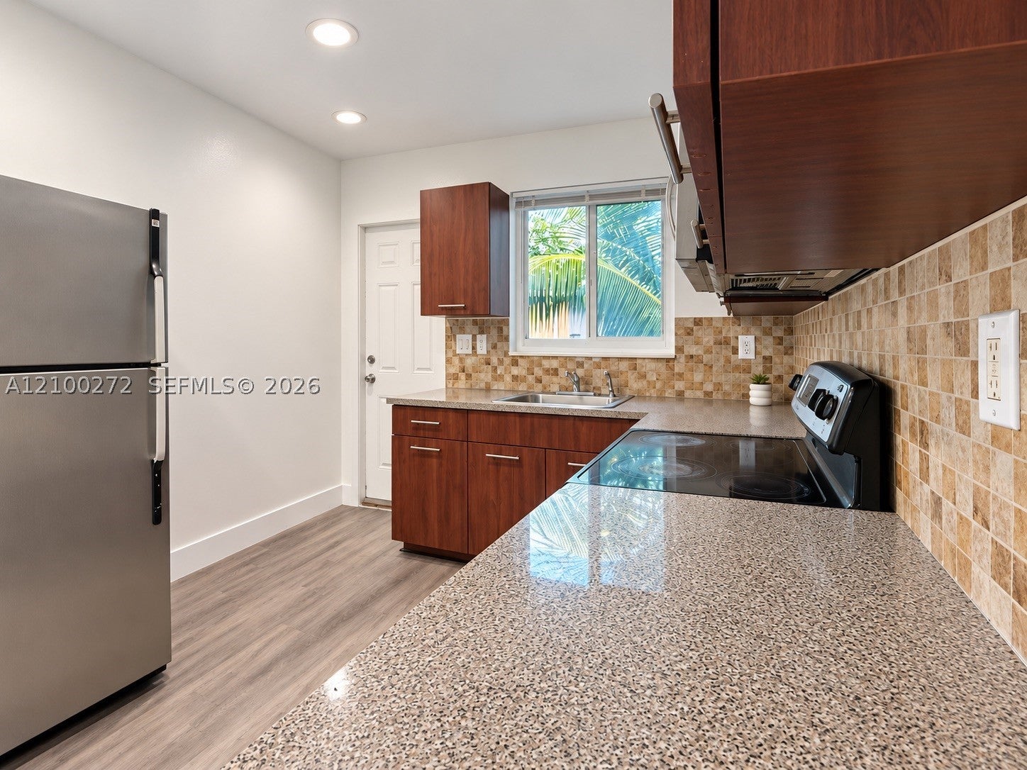 View photos, virtual tours, details... 5501 N Miami 1