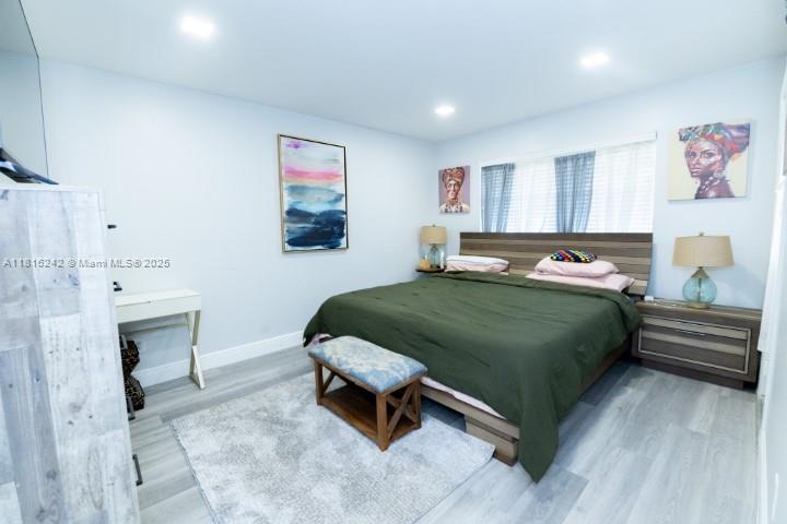 SHERWOOD GARDENS CONDO - Residential Lease
