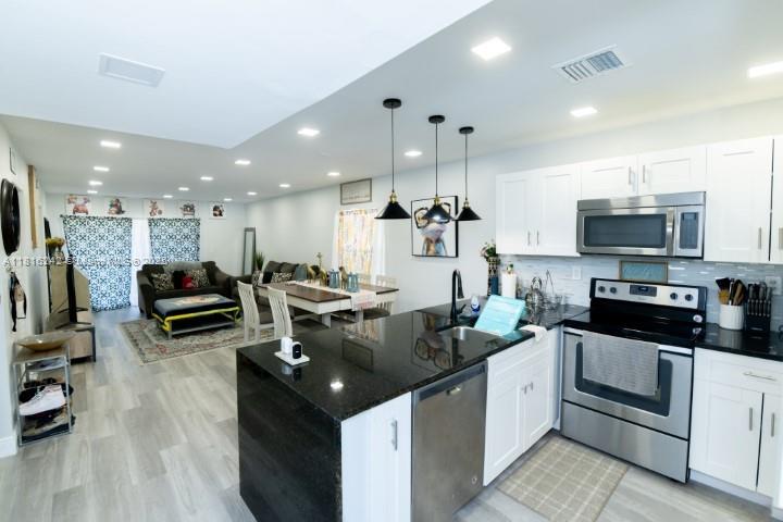 SHERWOOD GARDENS CONDO - Residential Lease