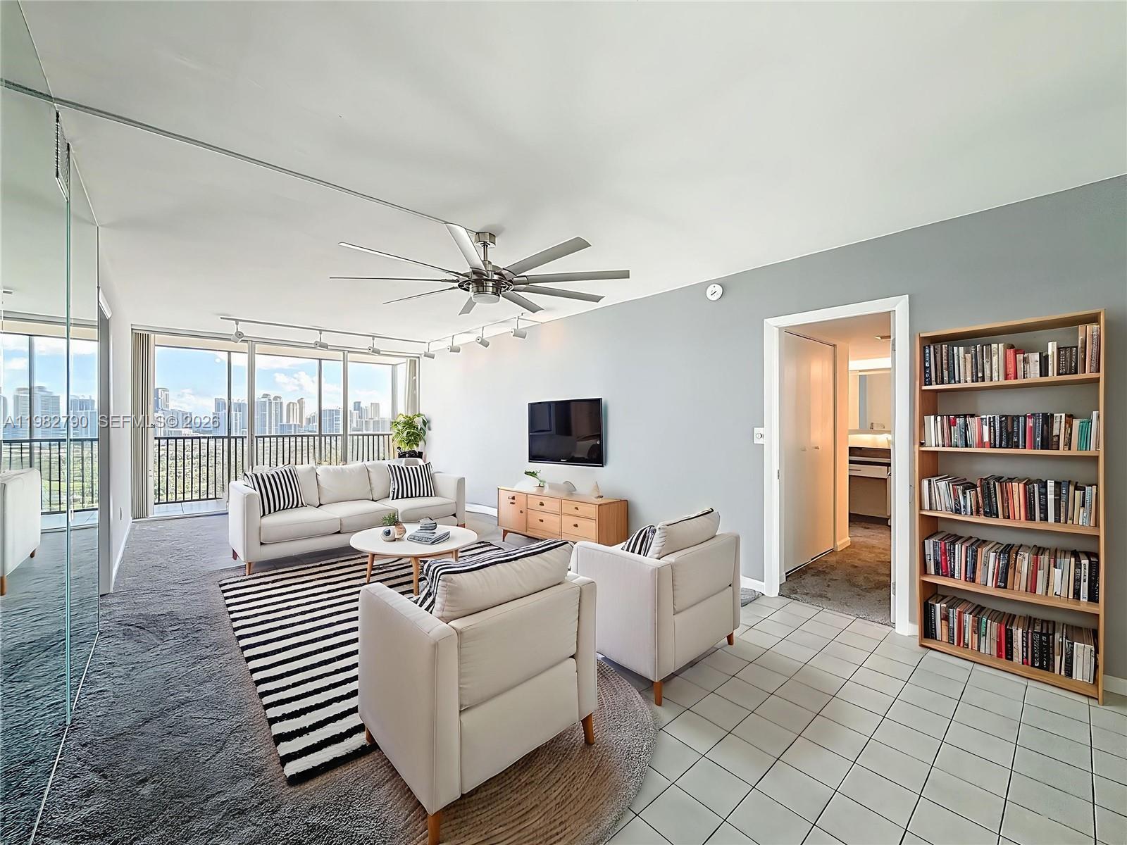 CORONADO CONDO- TOWER II - Residential