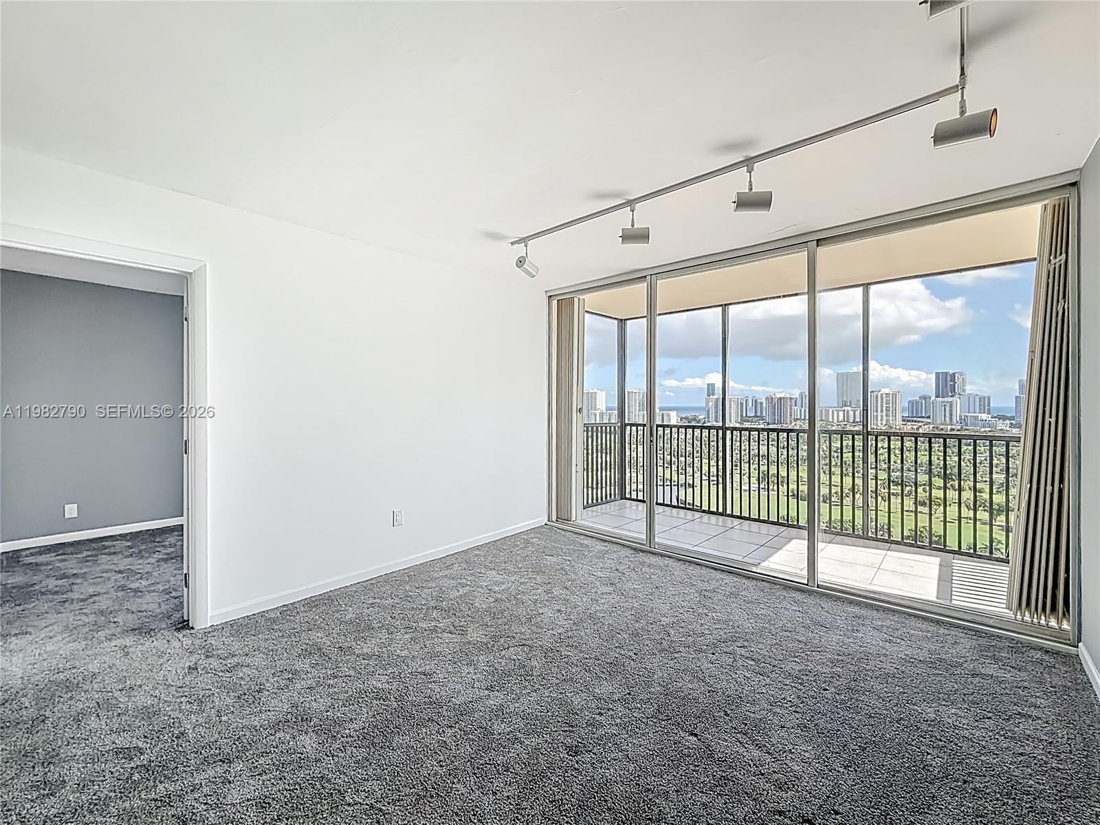 CORONADO CONDO- TOWER II - Residential