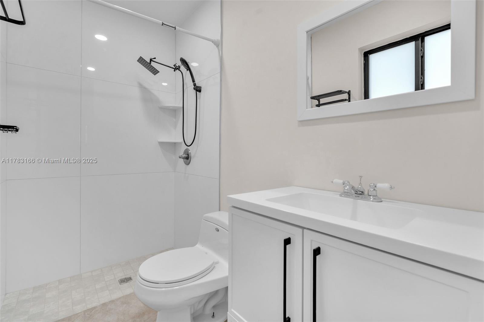 SUNRISE GOLF VLG SEC 24 - Residential