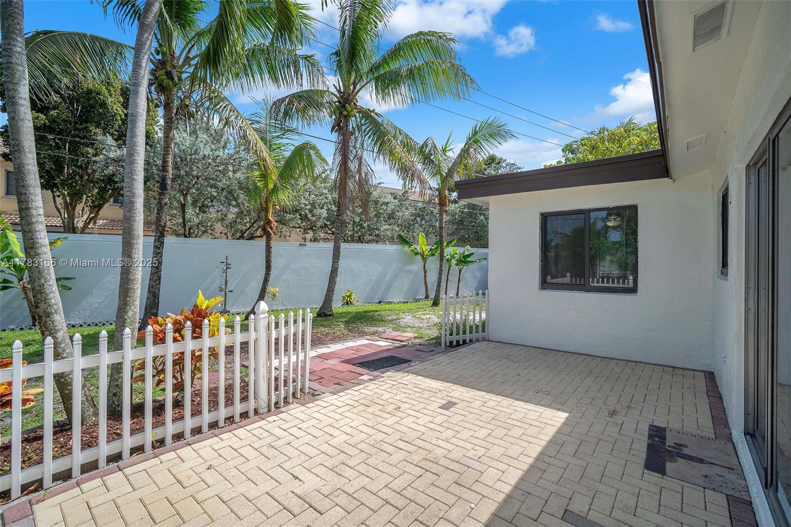 SUNRISE GOLF VLG SEC 24 - Residential