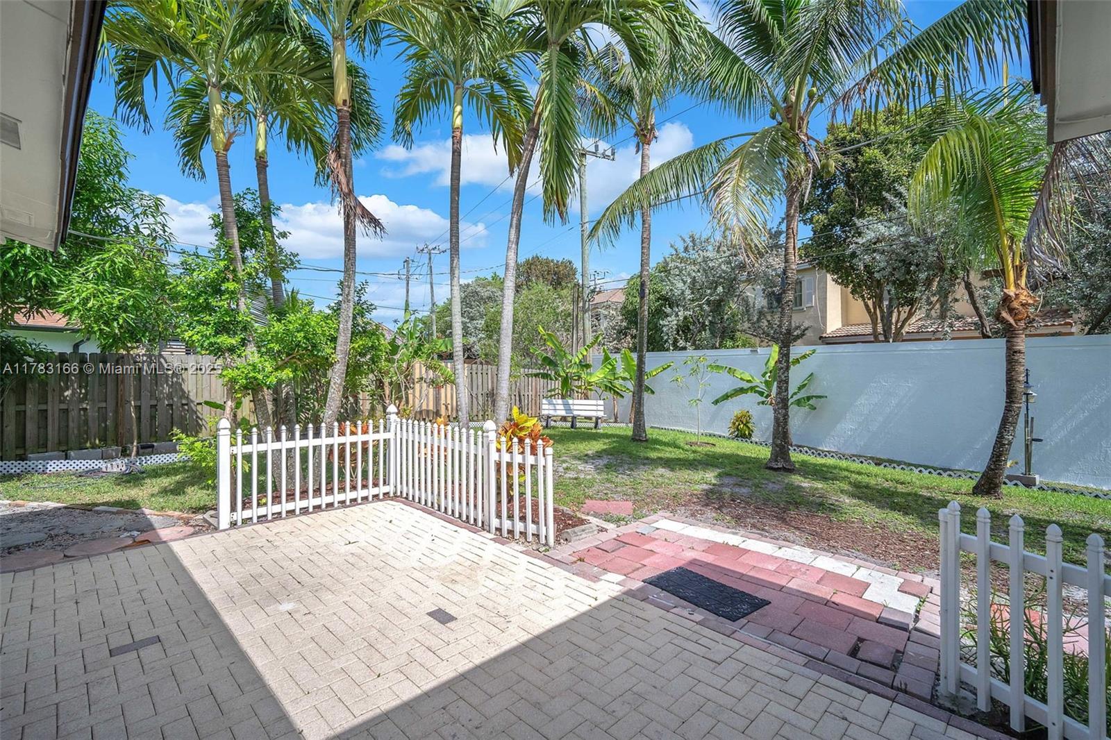 SUNRISE GOLF VLG SEC 24 - Residential