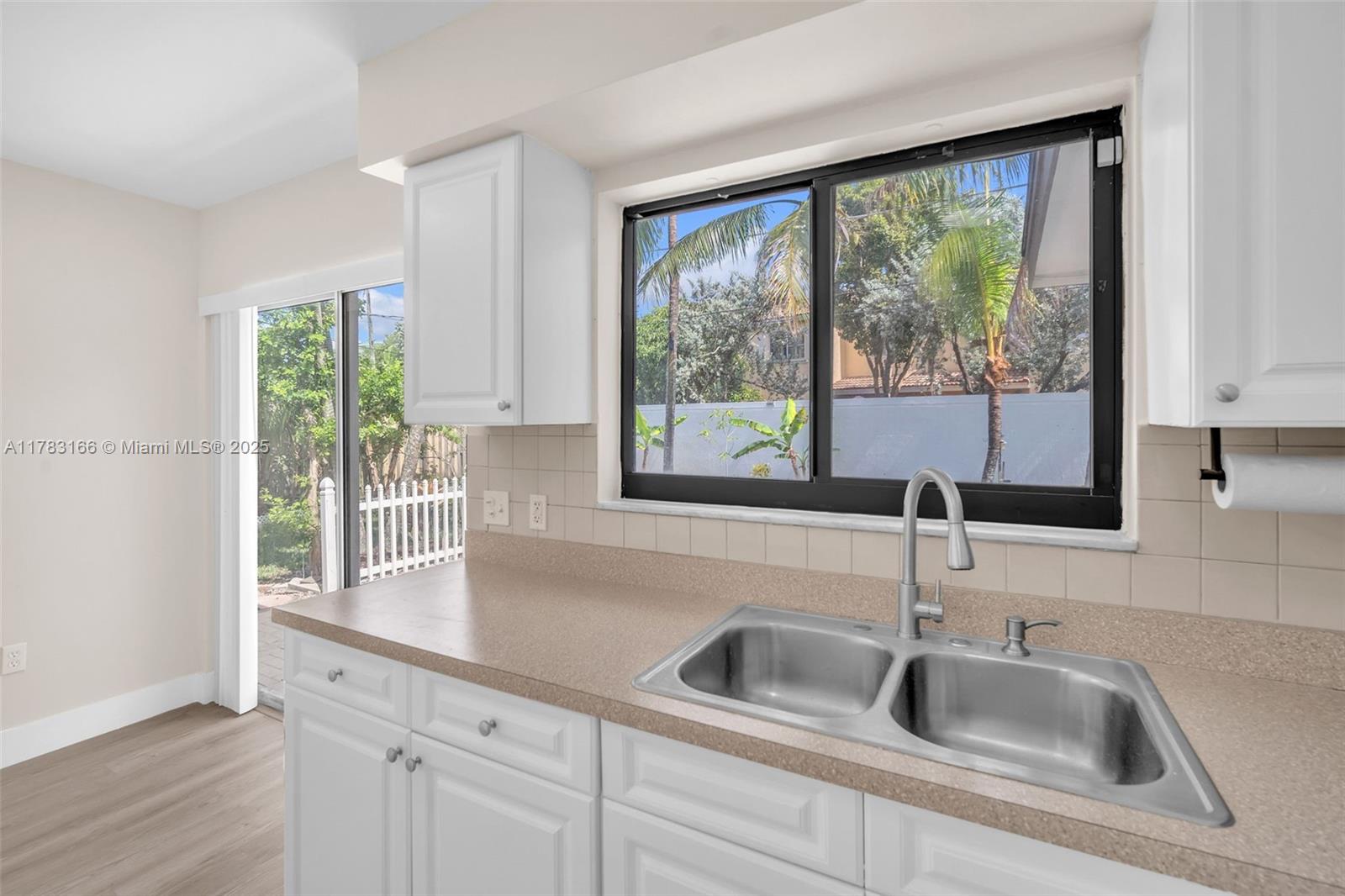 SUNRISE GOLF VLG SEC 24 - Residential