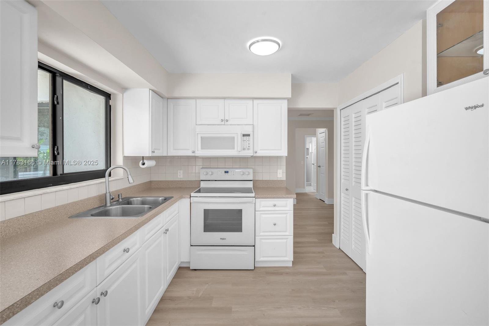 SUNRISE GOLF VLG SEC 24 - Residential