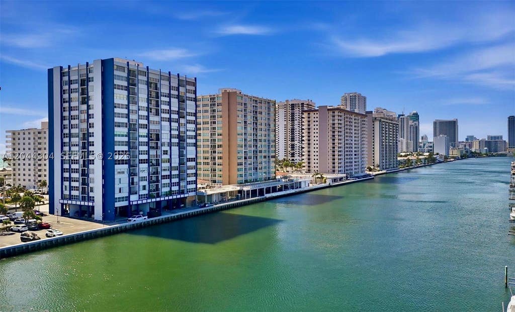 Photo of 1400 S Ocean Dr #506, Hollywood, FL 33019 (MLS # A12044304)