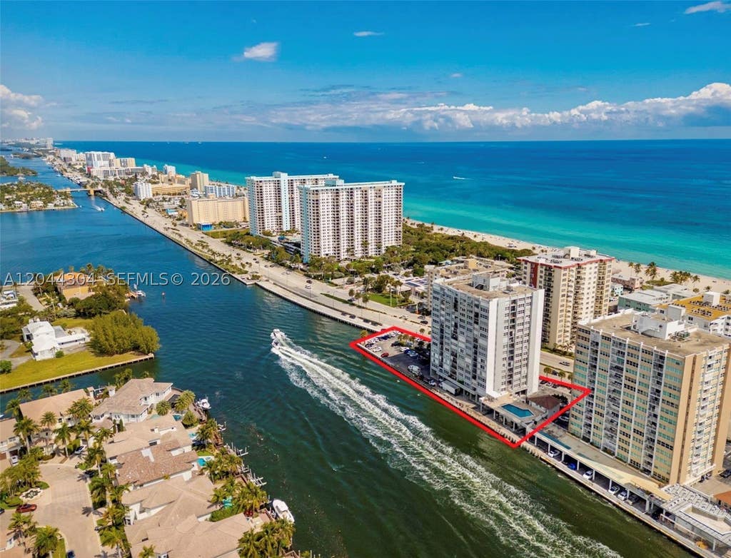 Photo of 1400 S Ocean Dr #506, Hollywood, FL 33019 (MLS # A12044304)