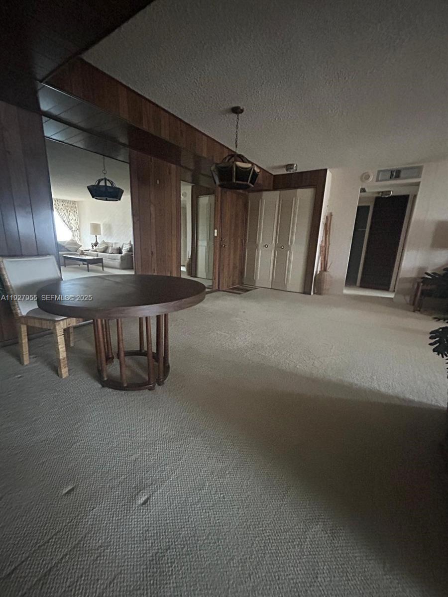 WINSTON TOWERS 200 - Residential Lease