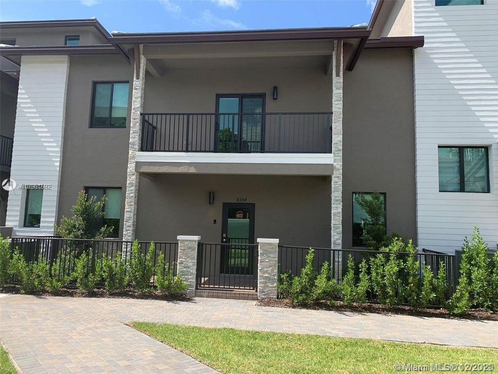 Model CC is a spectacular 2-story Townhome including 3 bedrooms, 2.5 bathrooms, powder room, loft, balcony, 2-car garage, park front, high end finishes with more than $20K in upgrades, 24x24 tile thru the entire TH, quartz countertop, backsplash, stainless steel appliances, large capacity washer and dryer, Smart Home Technology with activation and support by Amazon and voice control by Alexa. Live in the heart of Downtown Doral, a prestigious and dynamic neighborhood where nearly everything is within walking distance of your residence, including restaurants, supermarket, Doral Charter Schools, parks and much more….!