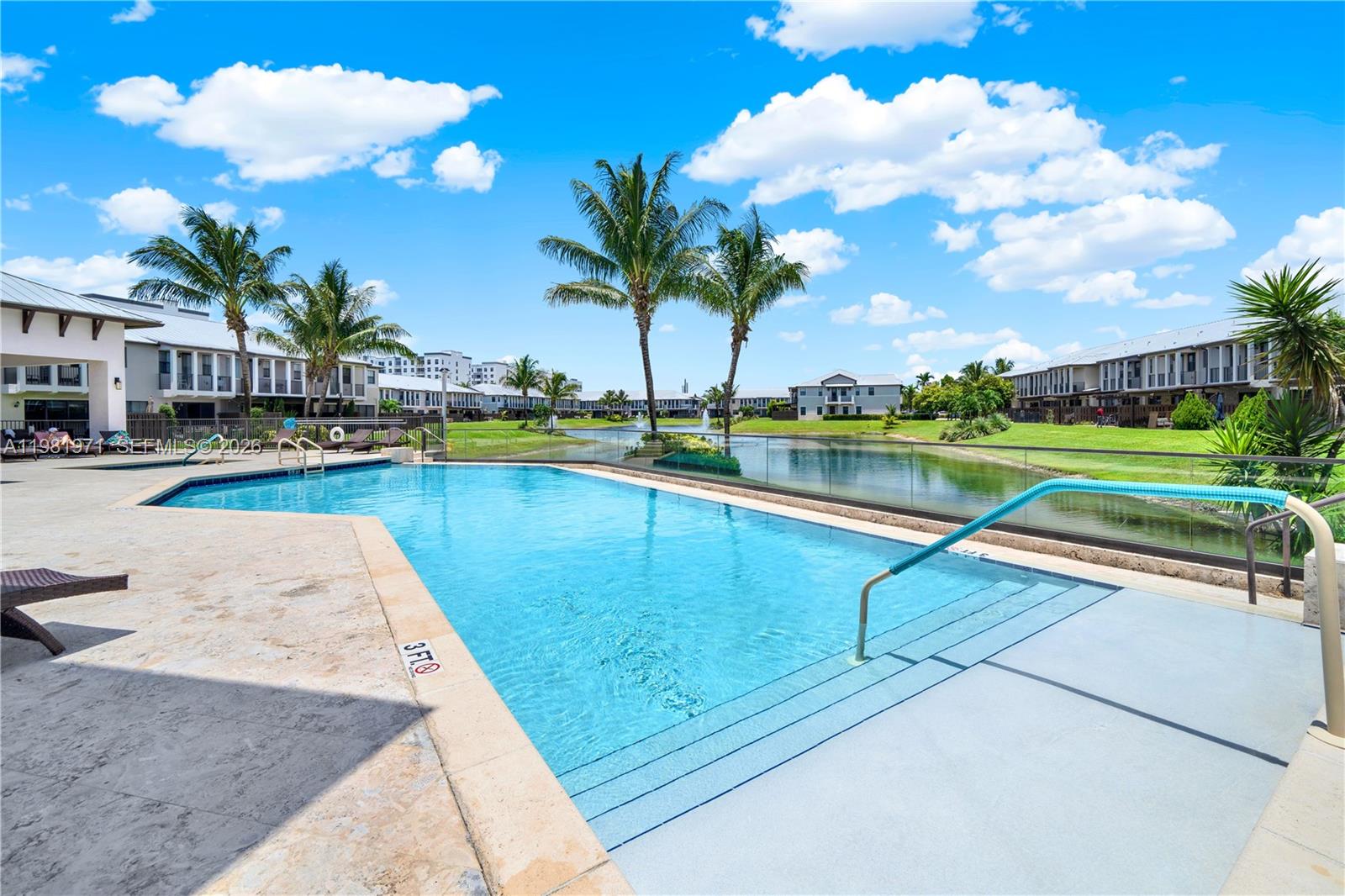 DORAL CAY - Residential Lease