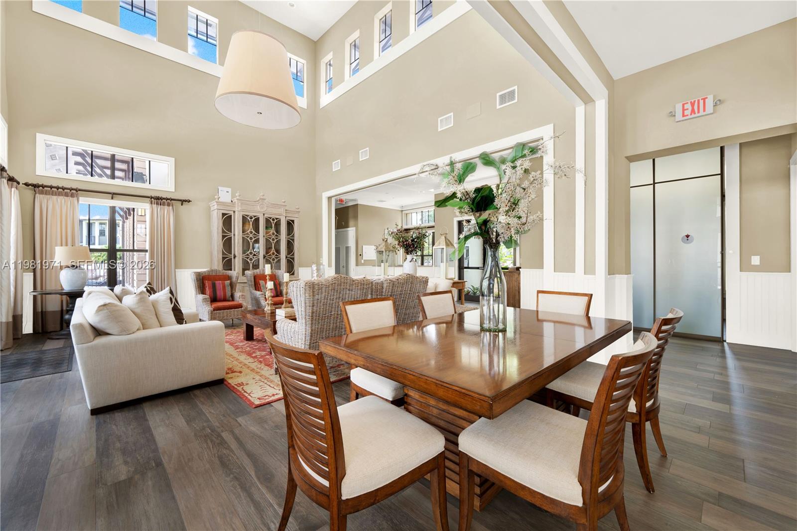 DORAL CAY - Residential Lease