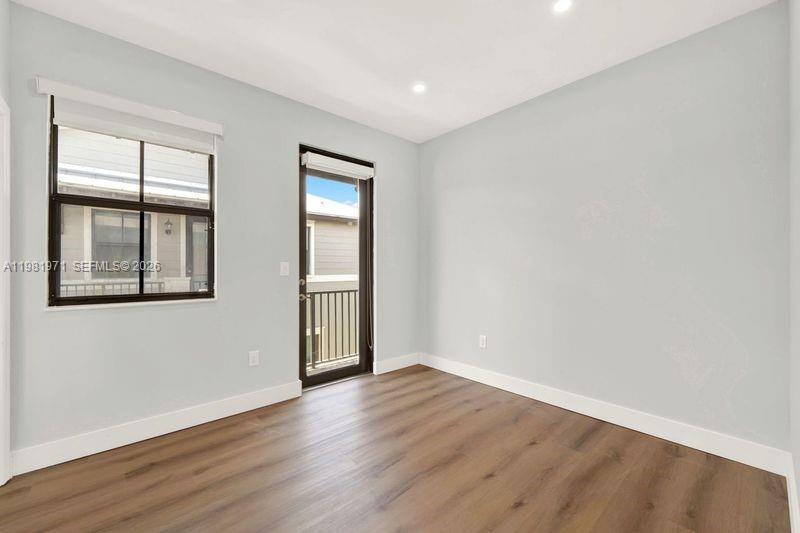 DORAL CAY - Residential Lease