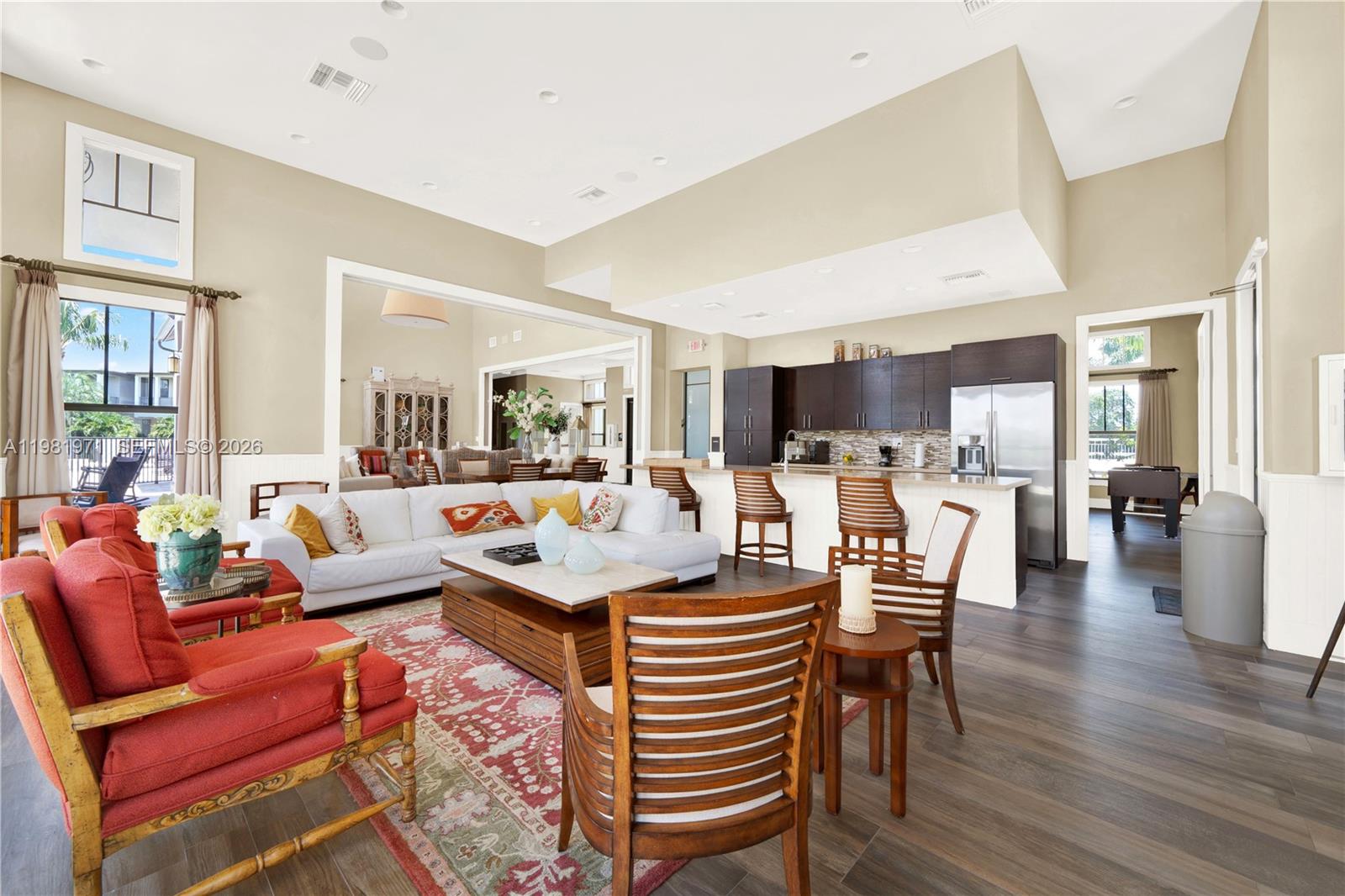 DORAL CAY - Residential Lease