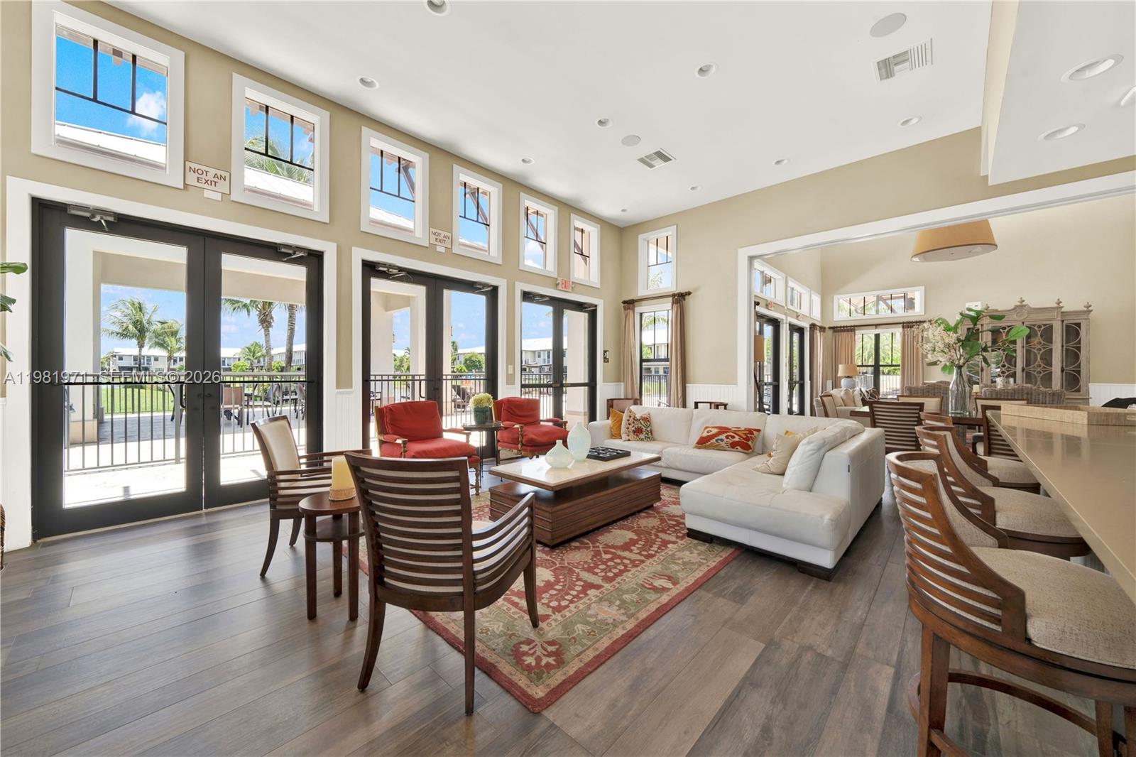 DORAL CAY - Residential Lease