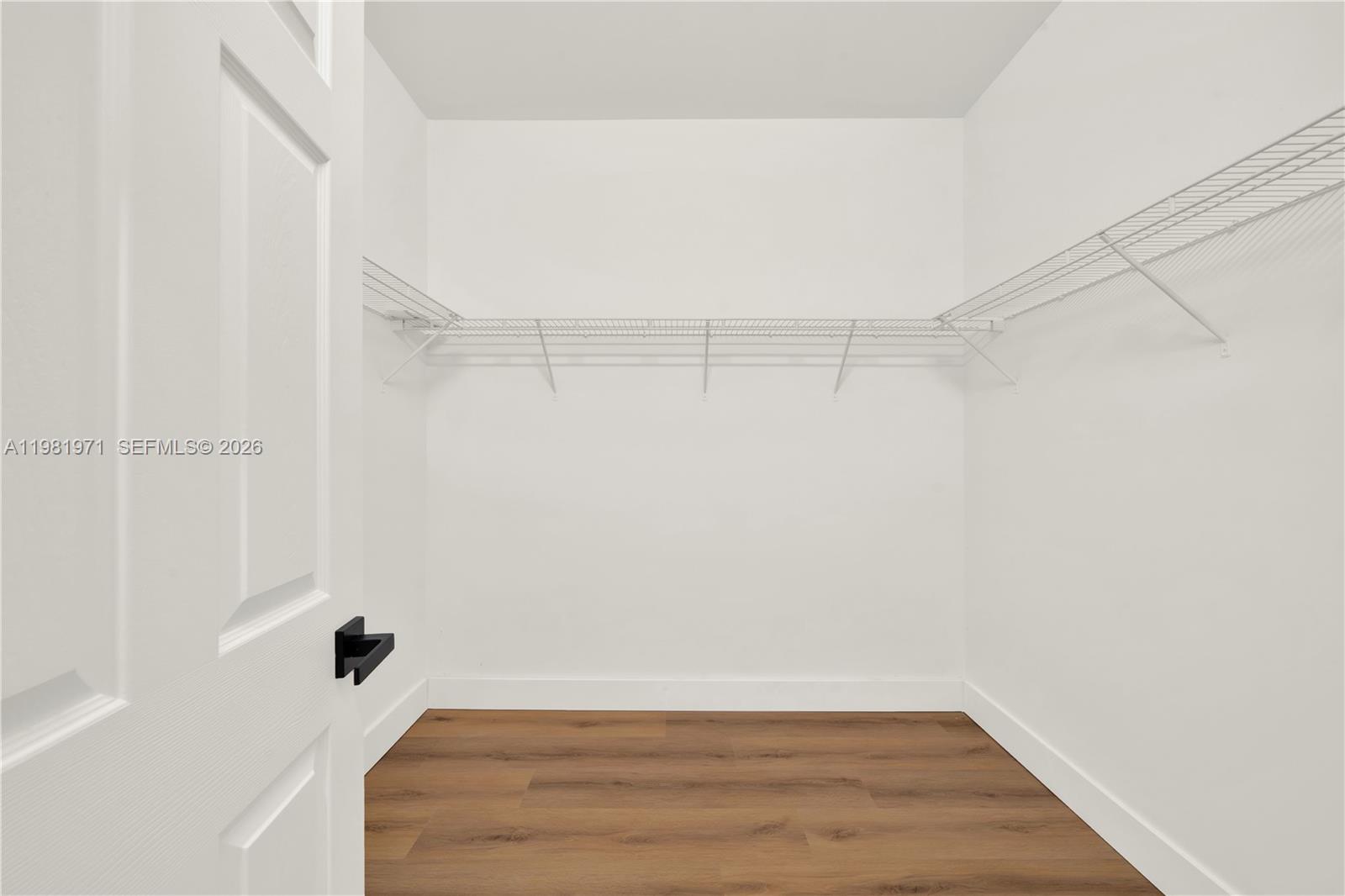 DORAL CAY - Residential Lease