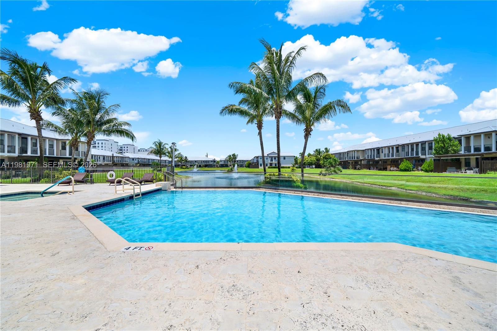 DORAL CAY - Residential Lease