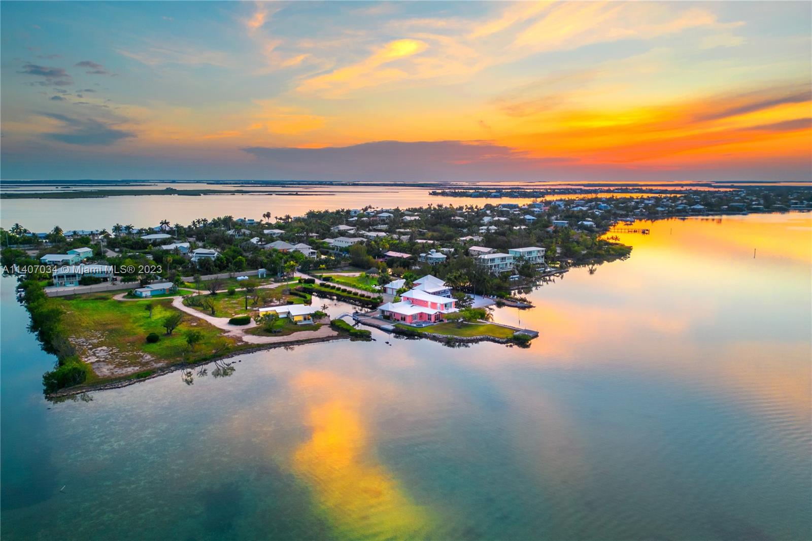 SUGARLOAF SHORES PLAT #2 - Residential