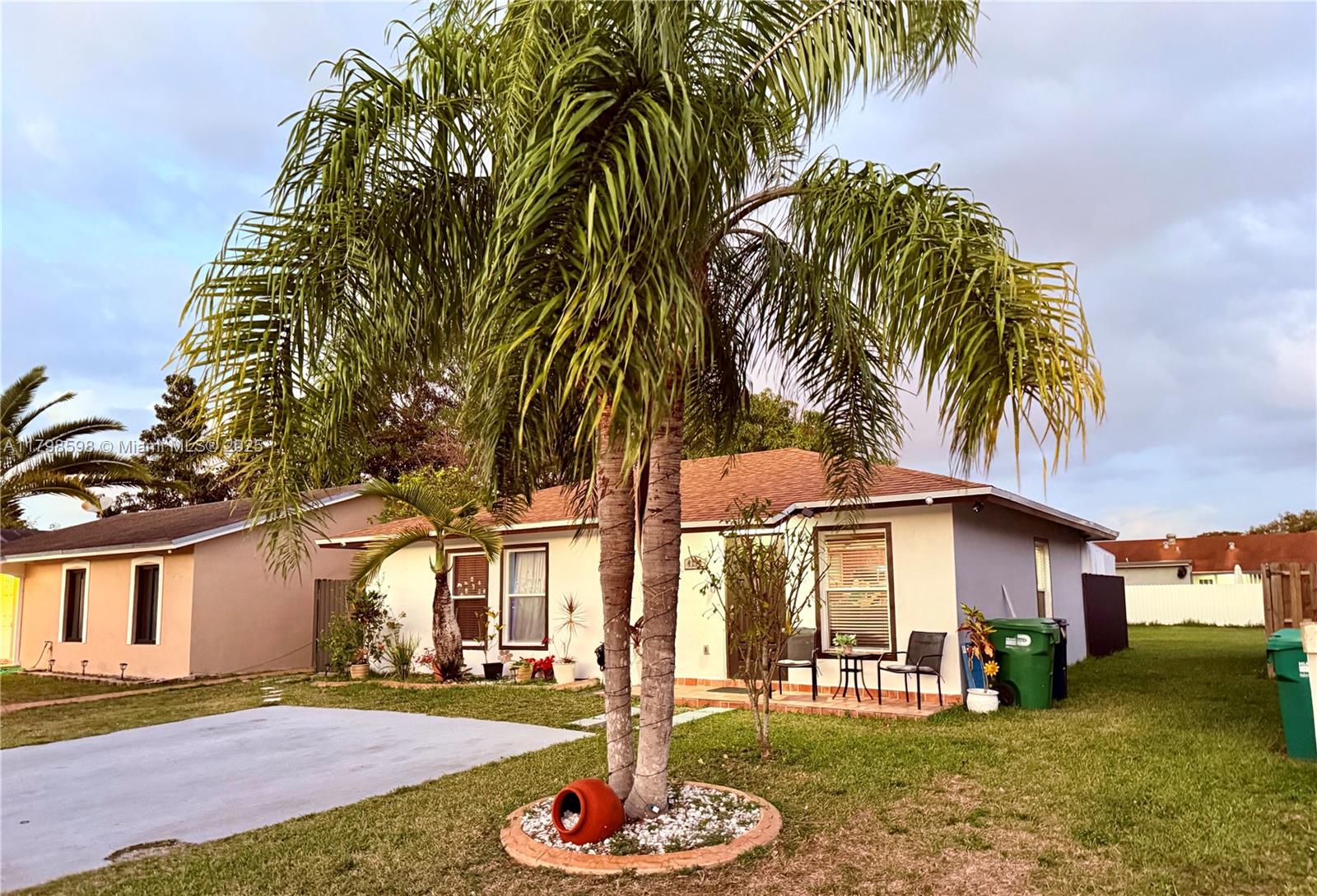 4215 SW 138th Ct