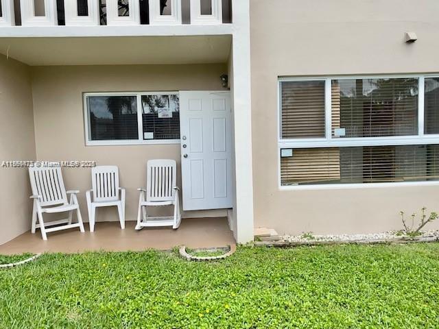 VILLAS OF MIAMI LAKES CON - Residential Lease
