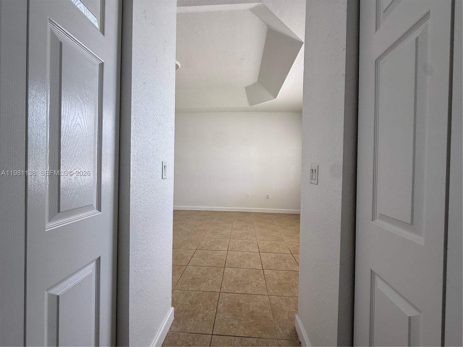 FLORIDIAN BAY ESTATES SOU - Residential