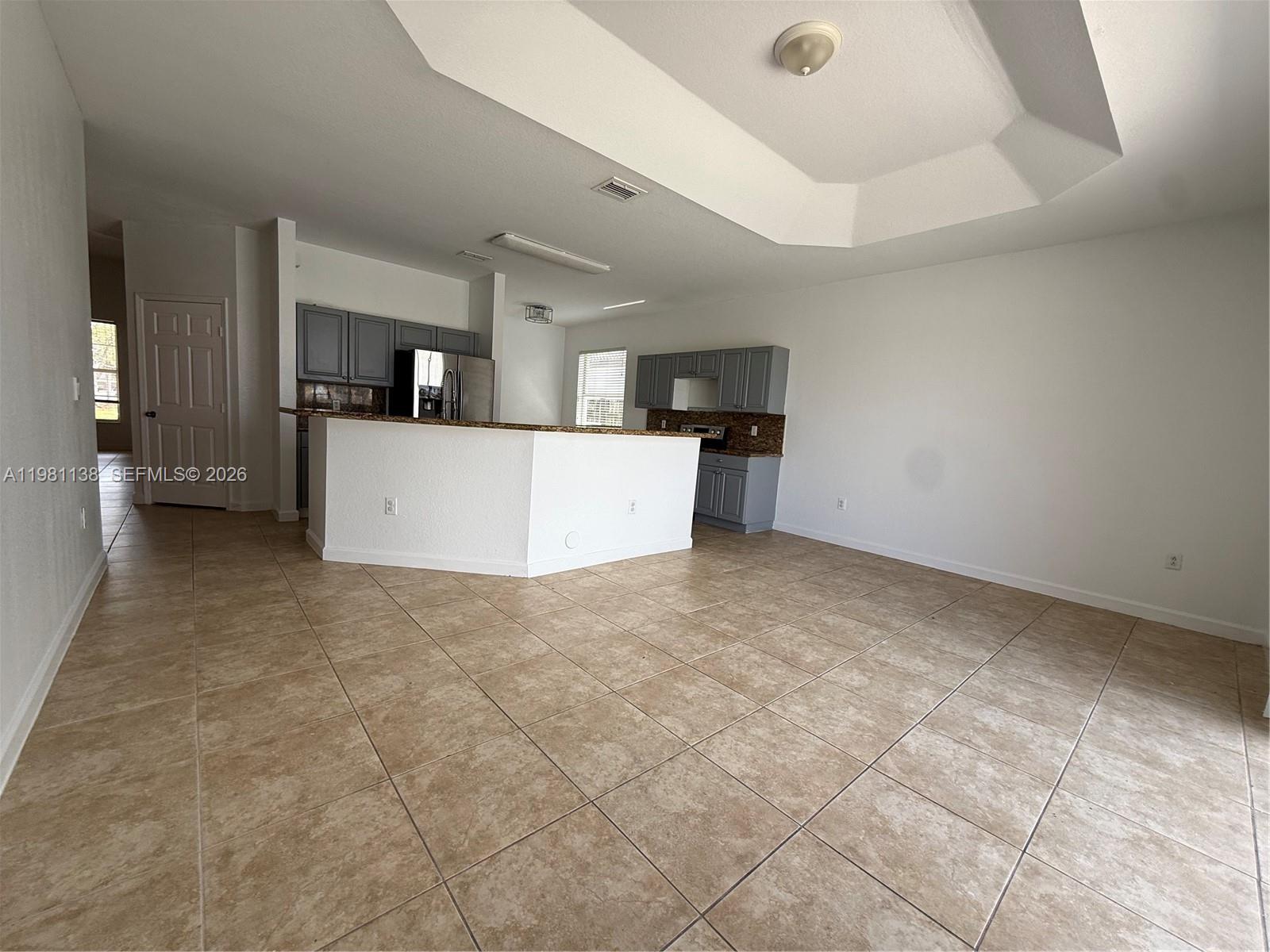 FLORIDIAN BAY ESTATES SOU - Residential