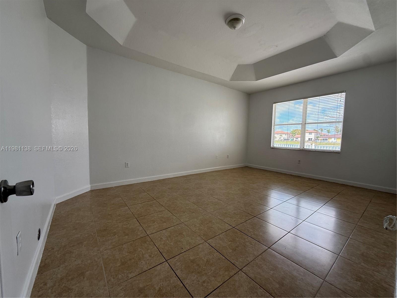 FLORIDIAN BAY ESTATES SOU - Residential