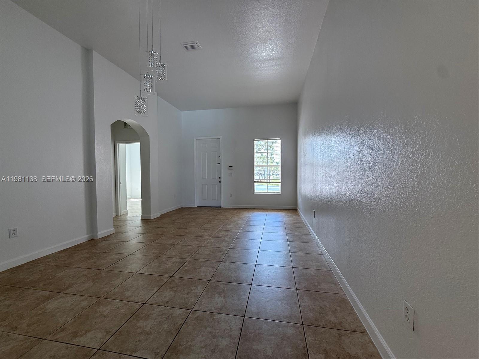 FLORIDIAN BAY ESTATES SOU - Residential