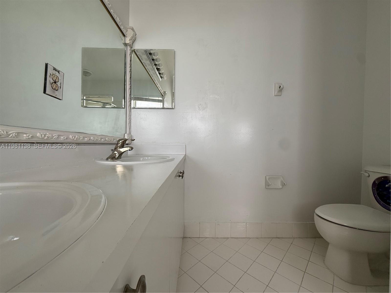 FLORIDIAN BAY ESTATES SOU - Residential