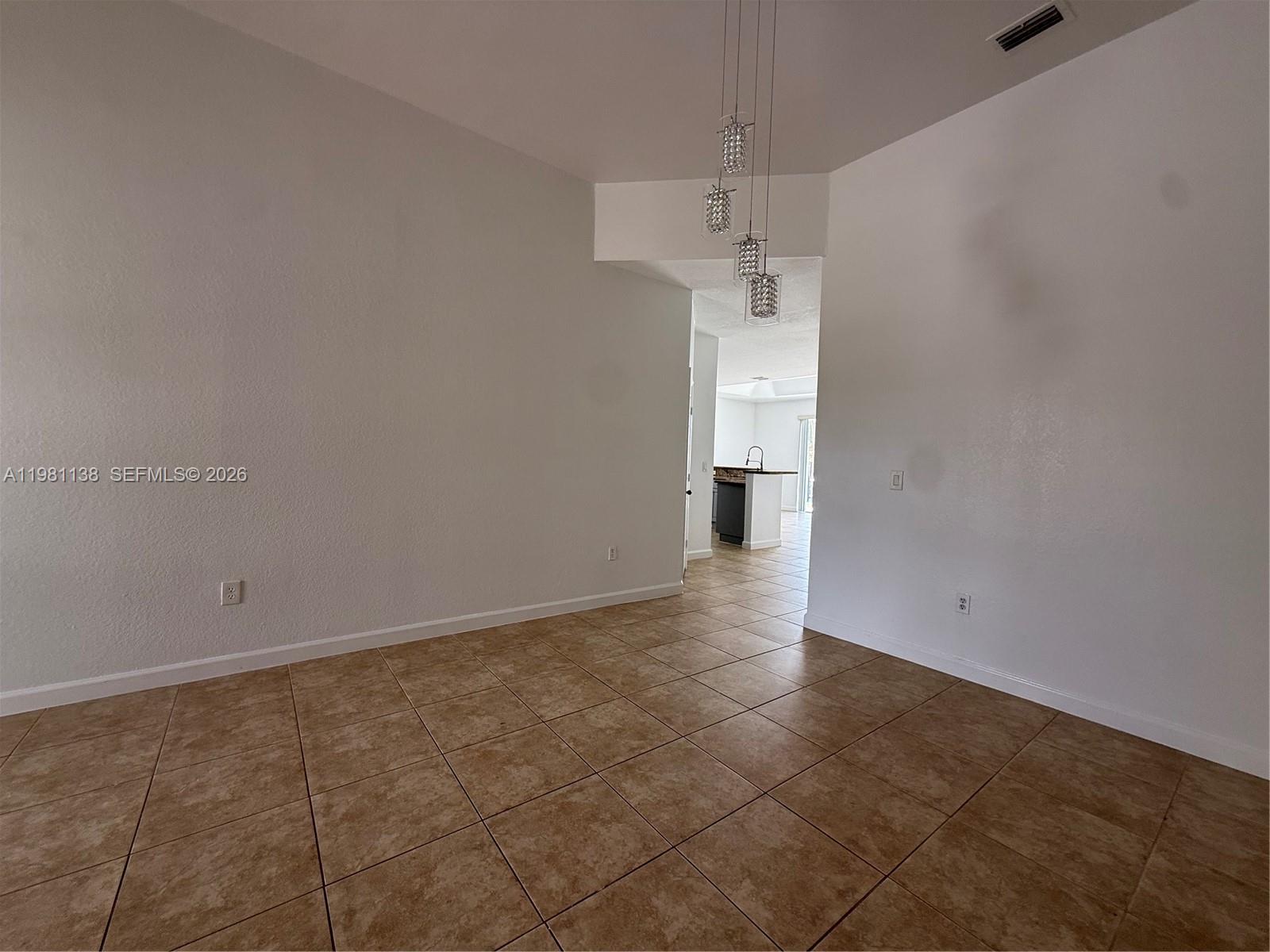 FLORIDIAN BAY ESTATES SOU - Residential