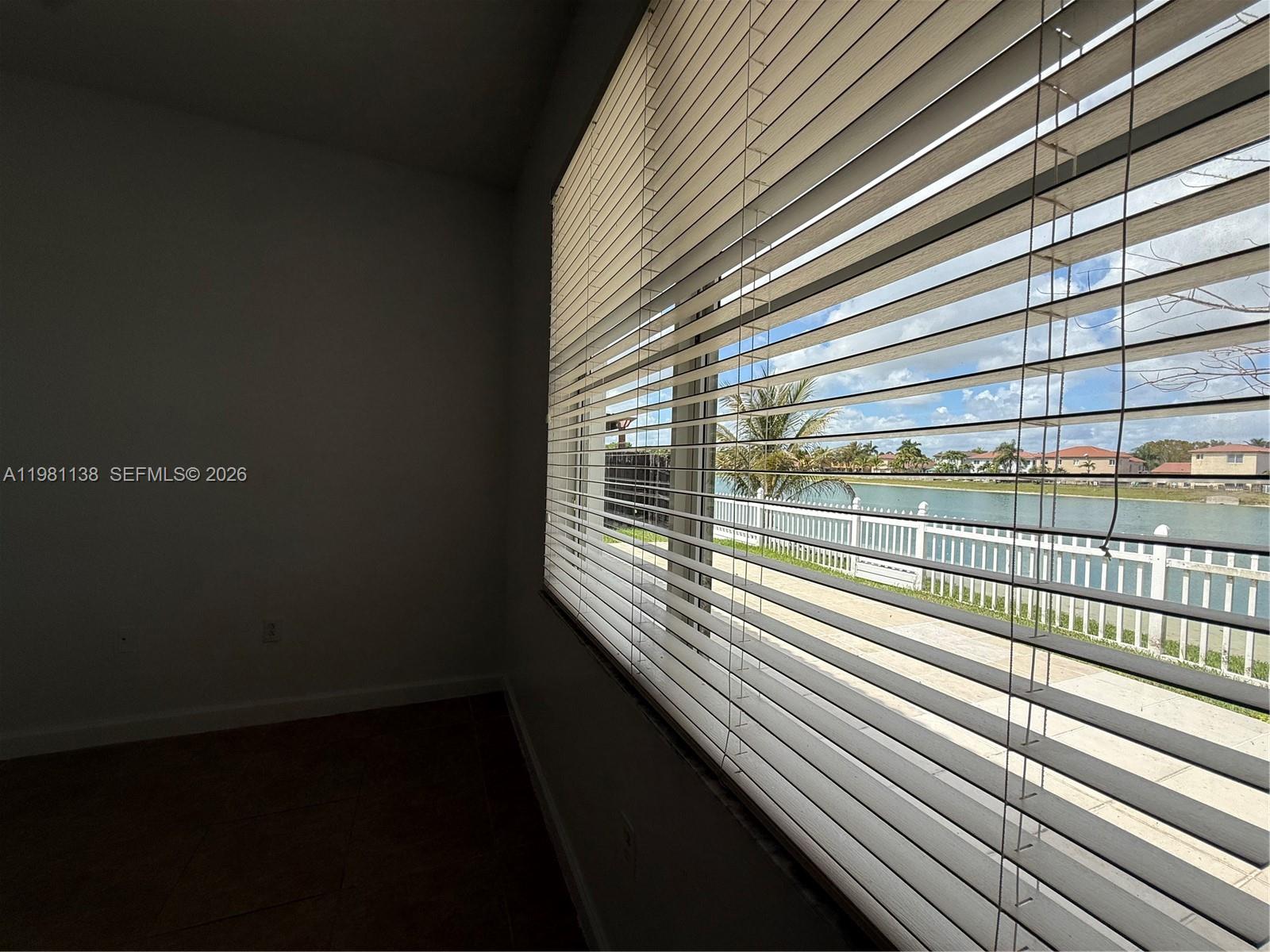 FLORIDIAN BAY ESTATES SOU - Residential