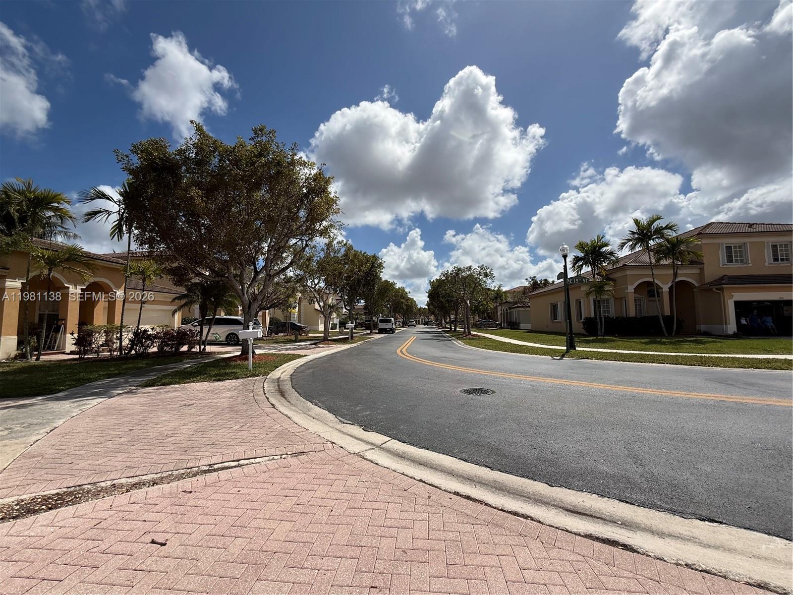 FLORIDIAN BAY ESTATES SOU - Residential