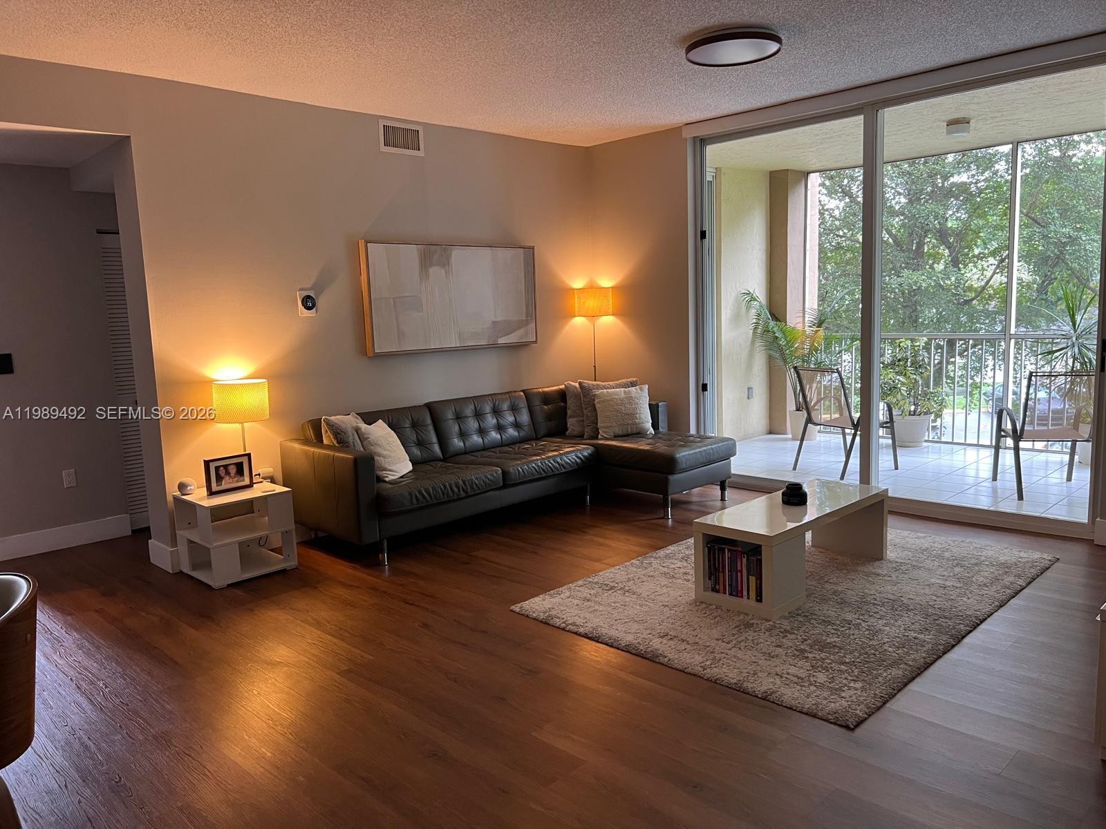 DORAL HOUSE CONDO NO 1 - Residential Lease