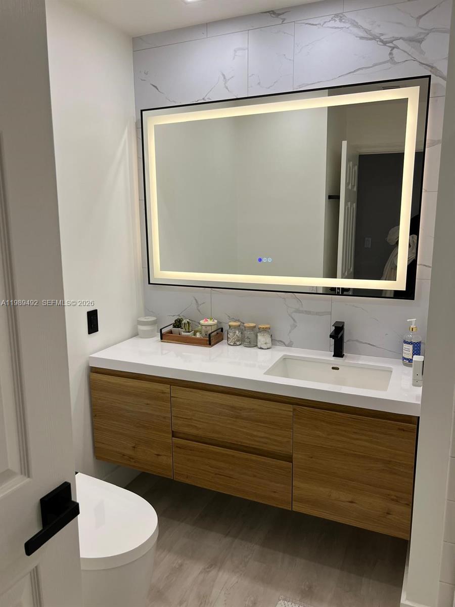 DORAL HOUSE CONDO NO 1 - Residential Lease