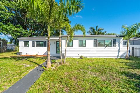 1021 NW 195th St Miami Gardens FL 33169