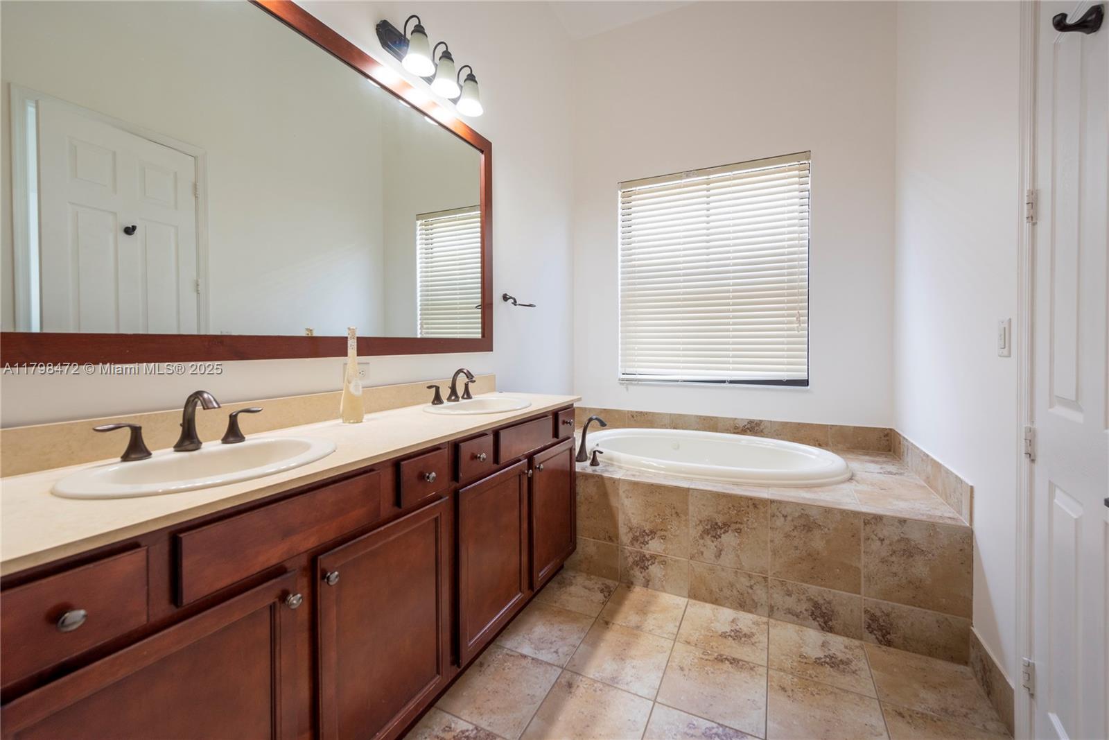 MONTERRA PLAT - Residential