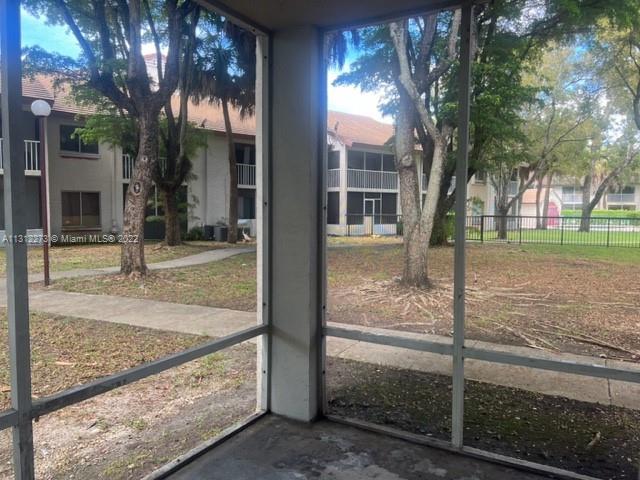 Photo 4 of 5 of 9121 SW 138th Pl 9121 condo