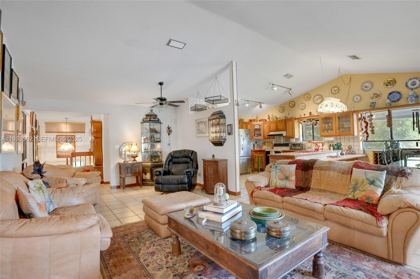 SEA GRAPE TOWN HOMES - Residential