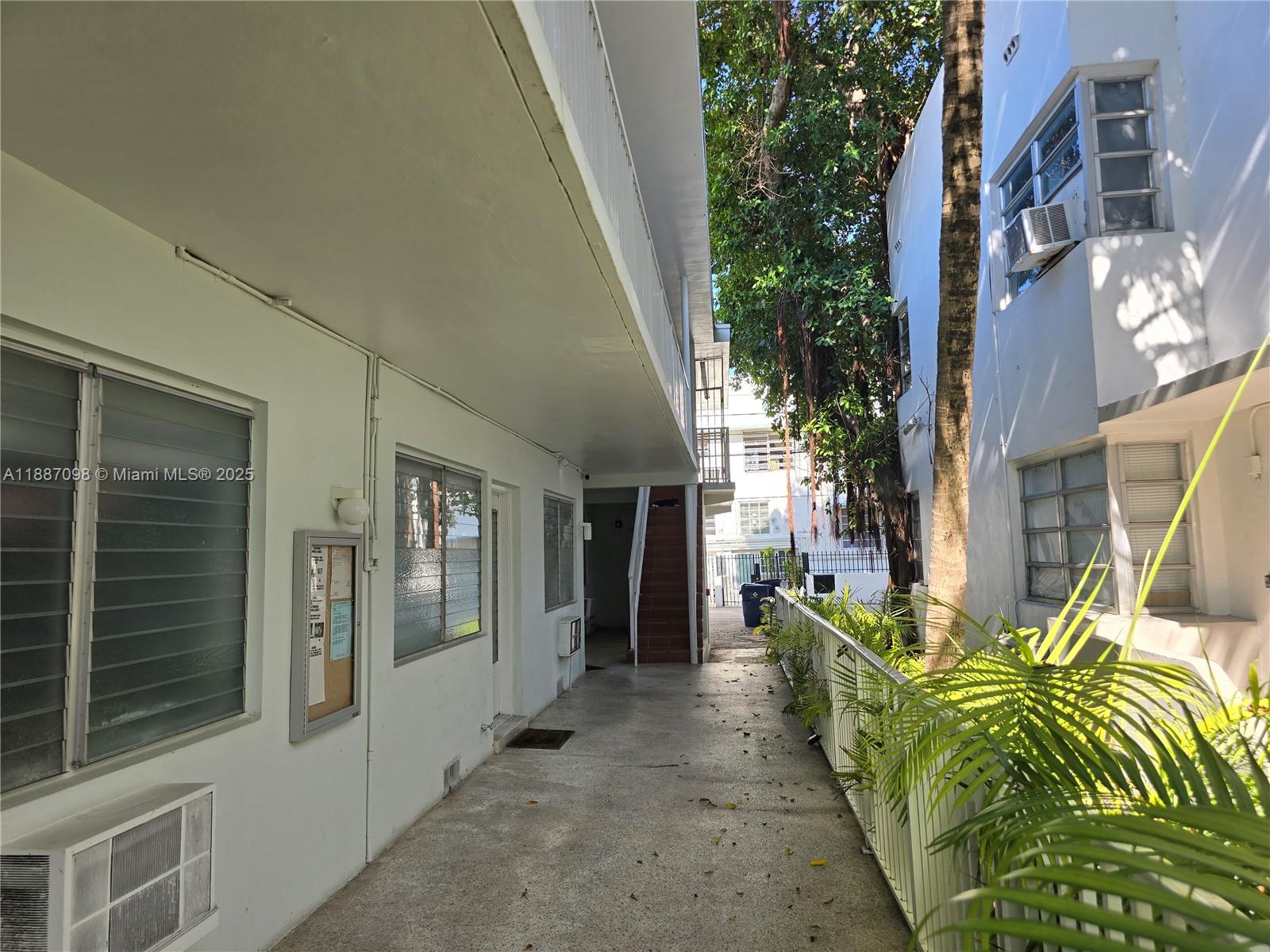 835 MERIDIAN CONDO - Residential
