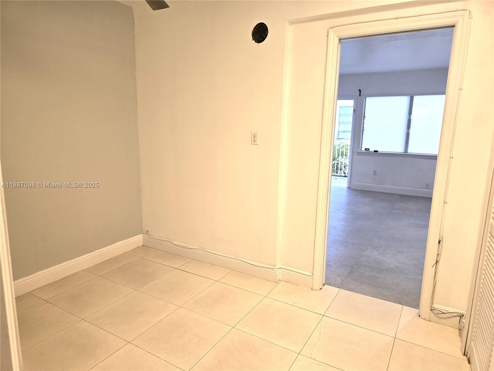 835 MERIDIAN CONDO - Residential