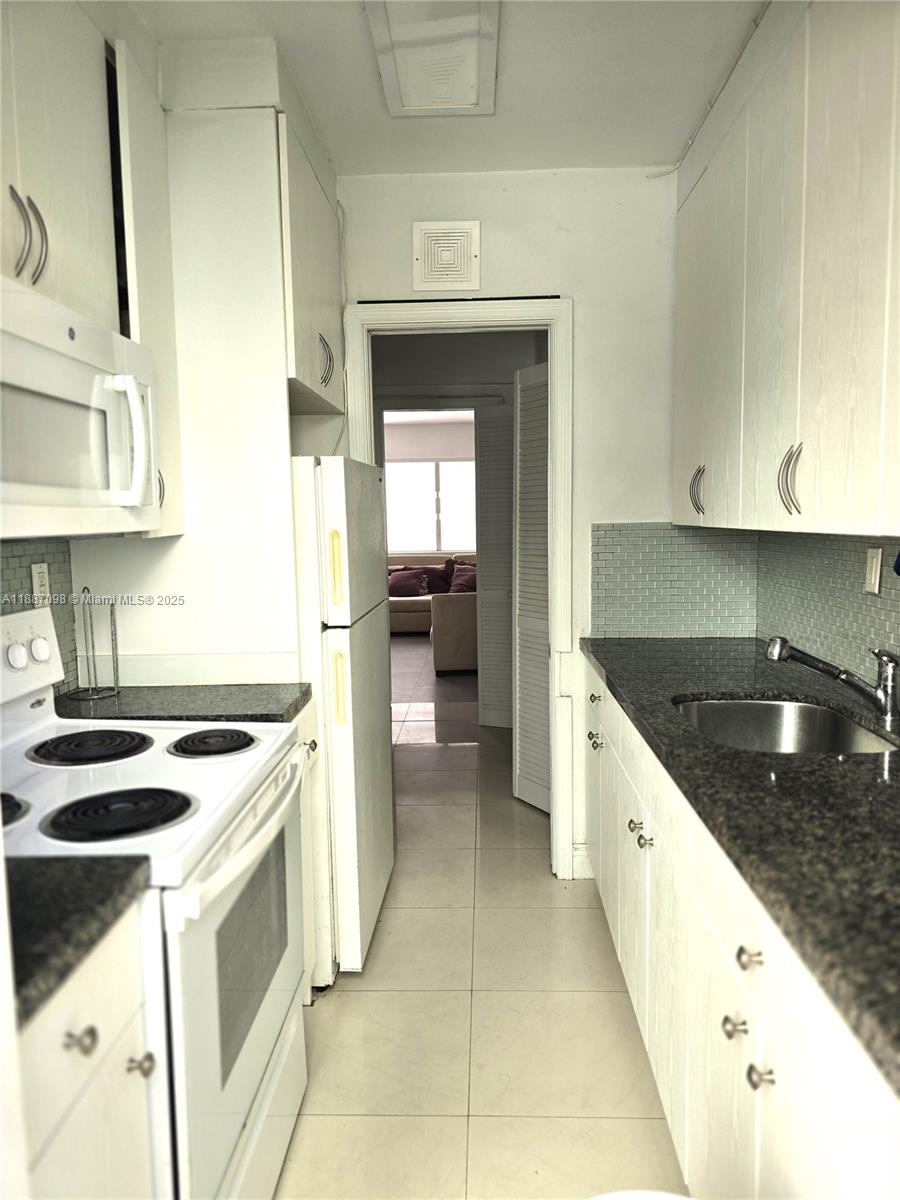 835 MERIDIAN CONDO - Residential