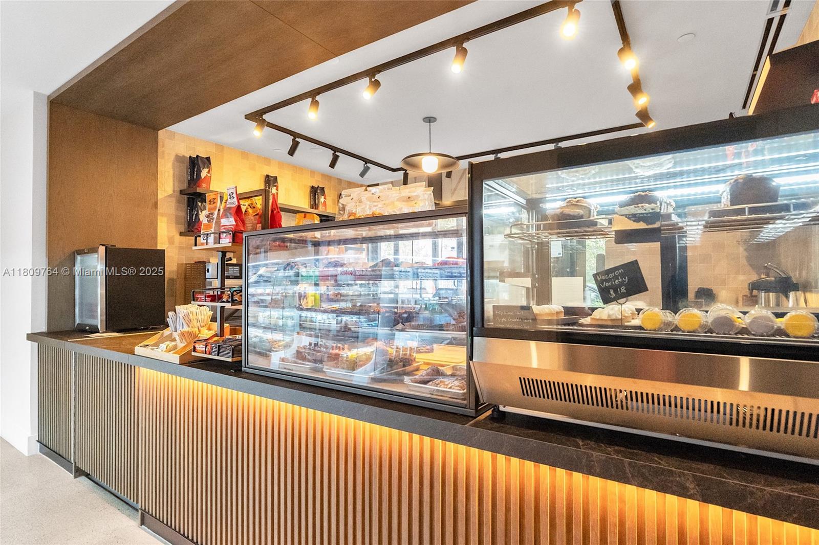 THE GALE MIAMI CONDO - Residential Lease