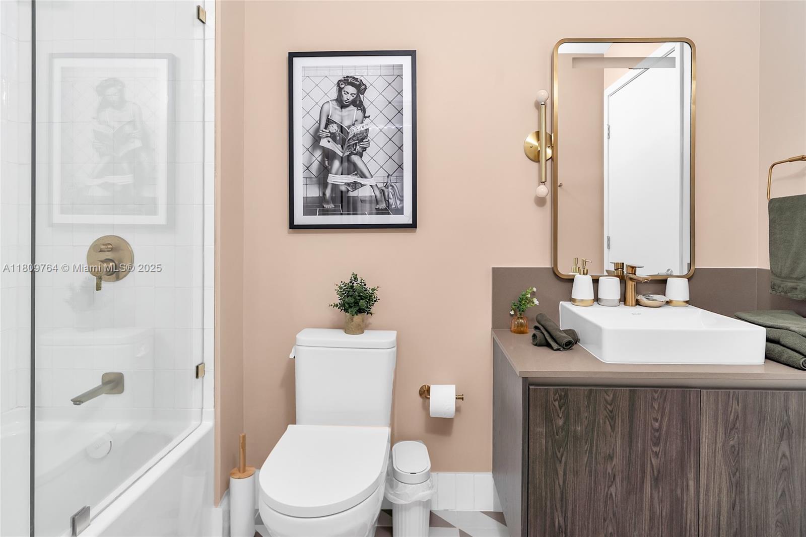 THE GALE MIAMI CONDO - Residential Lease