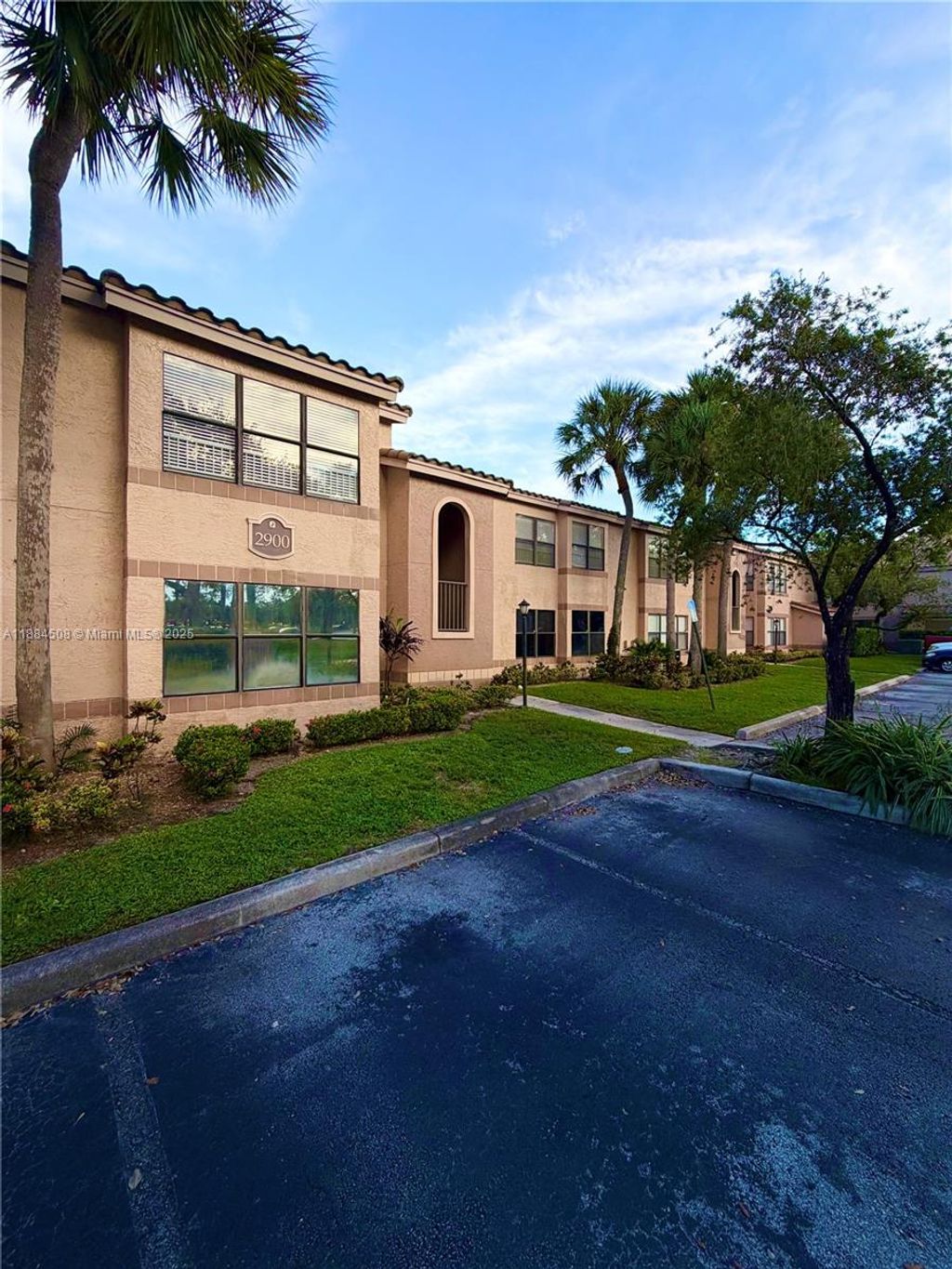 Photo of 2900 S University Dr #9201, Davie, FL 33328 (MLS # A11884508)