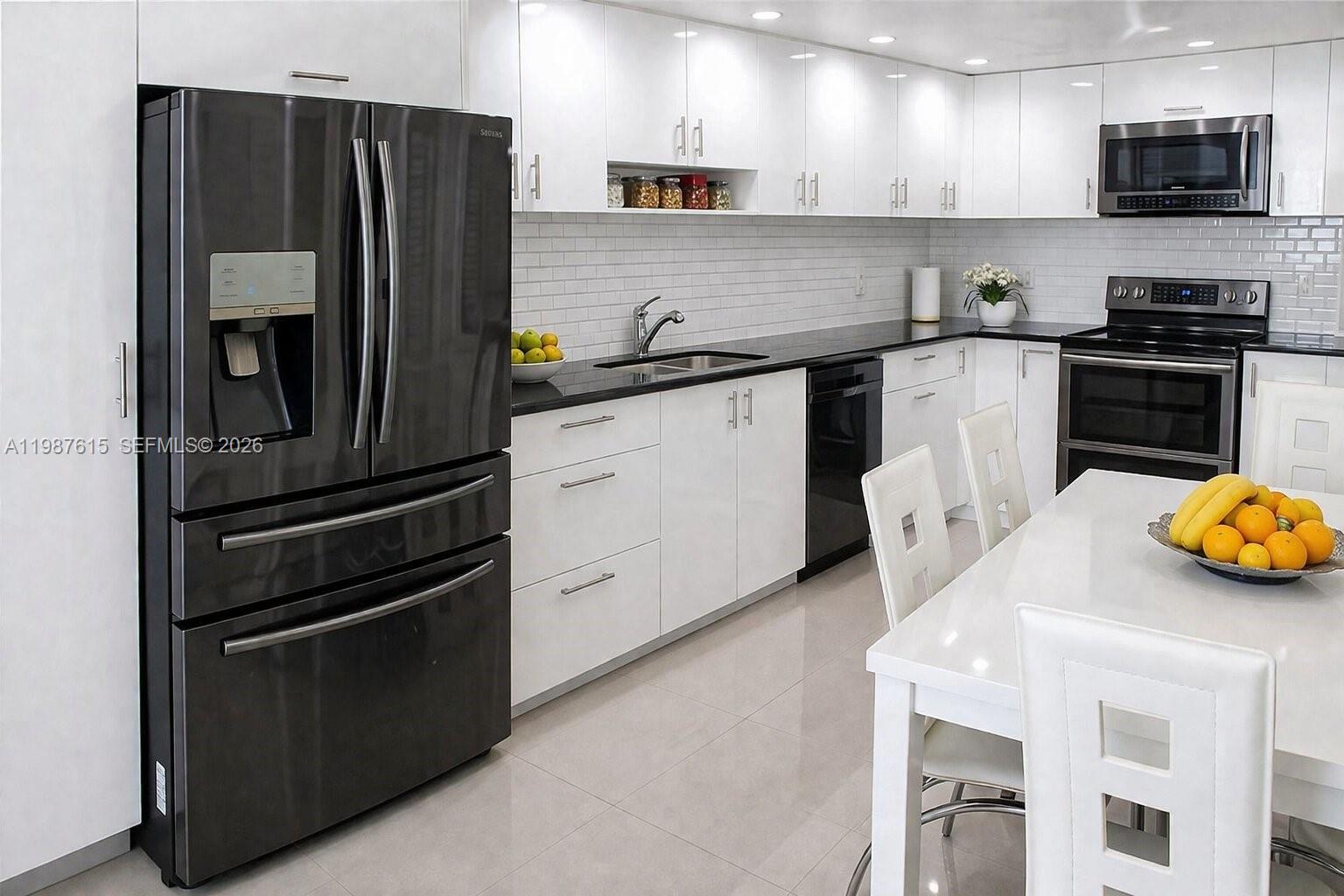 BUCKLEY TOWERS CONDO - EA - Residential