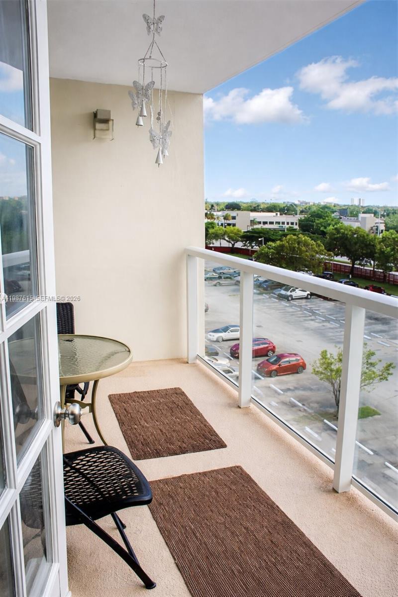 BUCKLEY TOWERS CONDO - EA - Residential